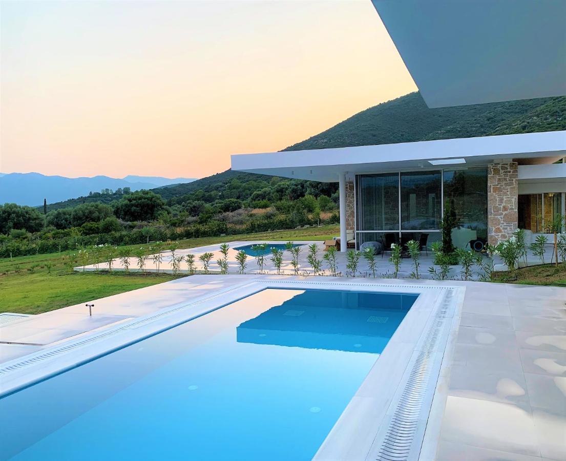 Varko Luxury Suites Palairos Luaran gambar