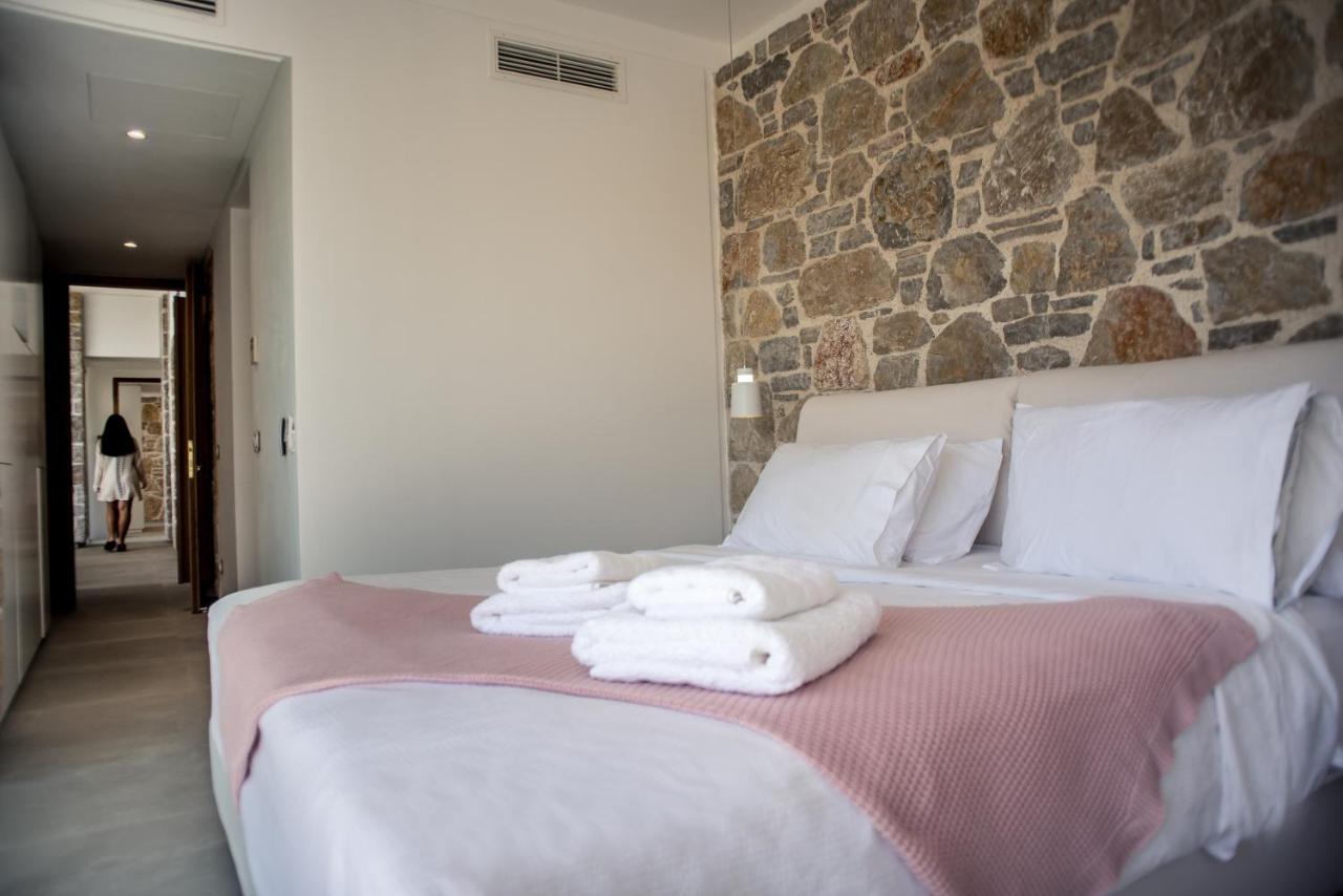 Varko Luxury Suites Palairos Luaran gambar
