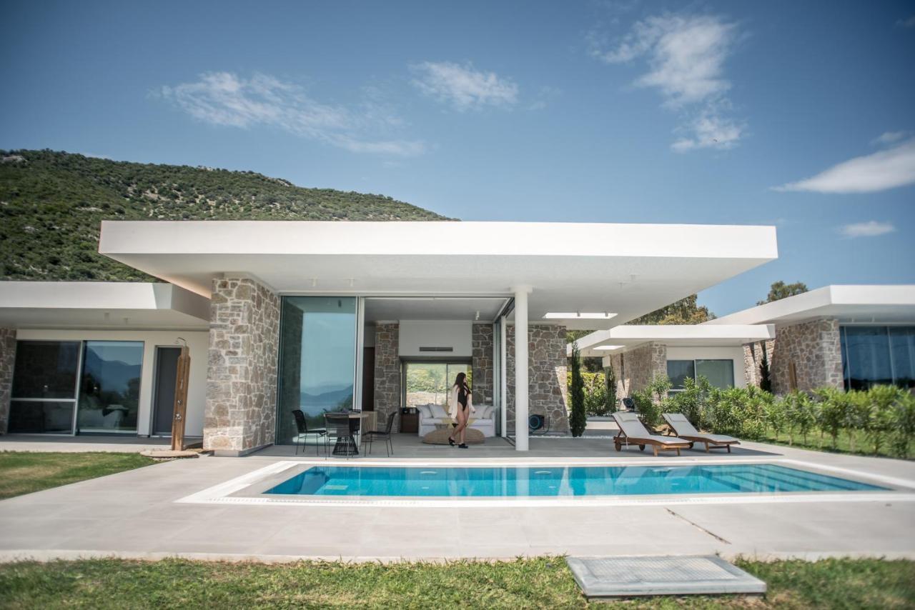 Varko Luxury Suites Palairos Luaran gambar